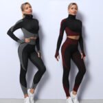 Seamless Quick-drying Yoga Suit Outerwear Three-piece Set - Image 3